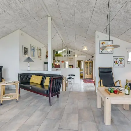 Holiday home Harthagunni - 375m From The Sea In Nw Jutland By Interhome Lokken