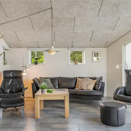 Harthagunni - 375m From The Sea By Interhome Feriehus *